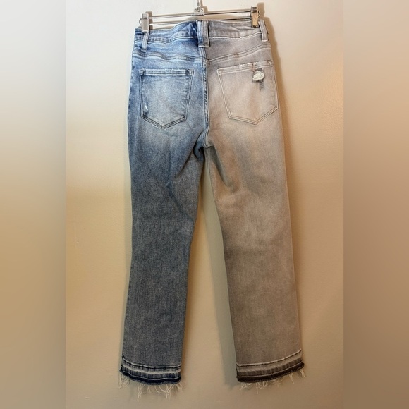 Vervet Asymmetrical Waist Two Toned Distressed Crop Jeans Size 25 - Picture 4 of 12